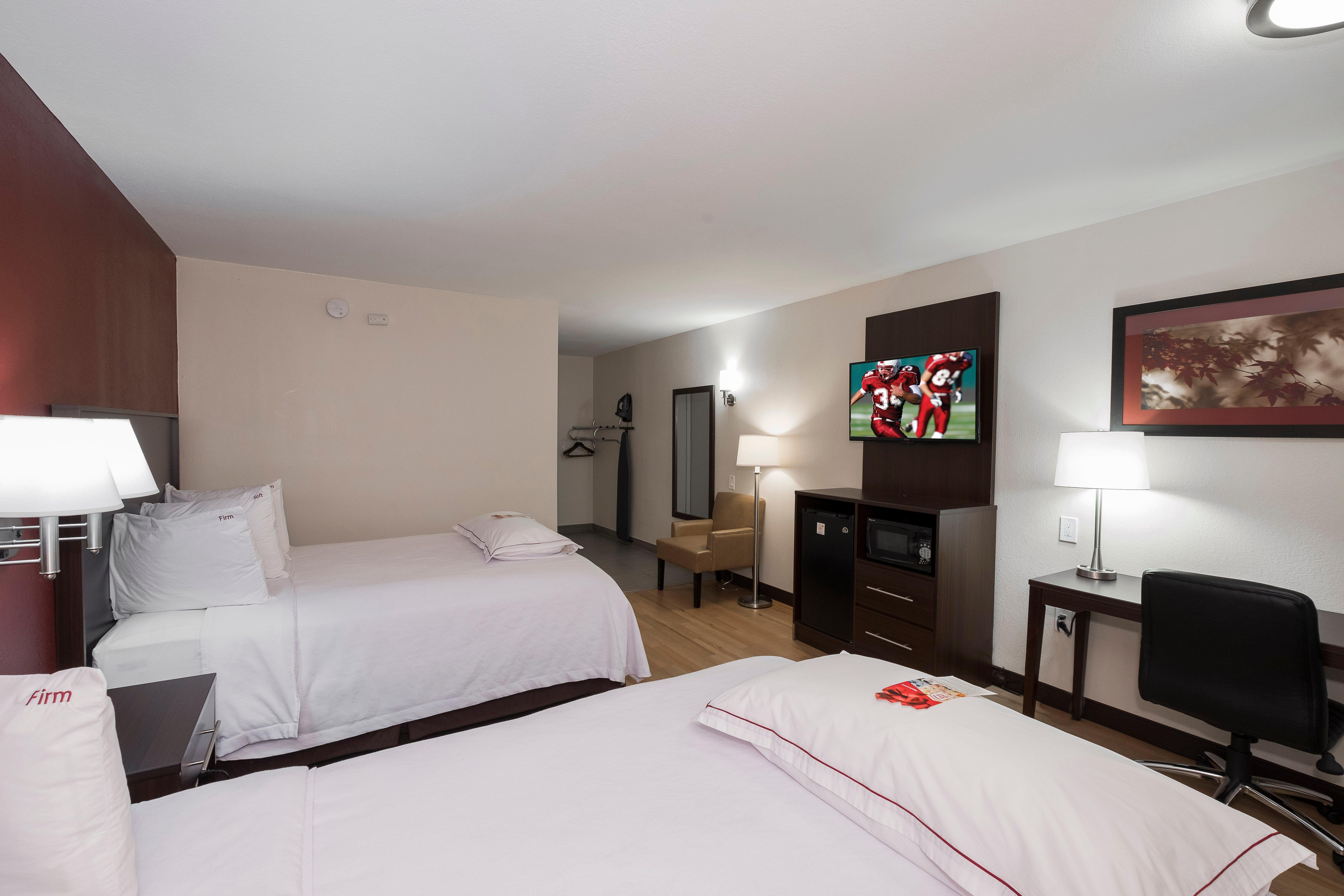 Red Roof Inn Plus+ Poughkeepsie Eksteriør billede